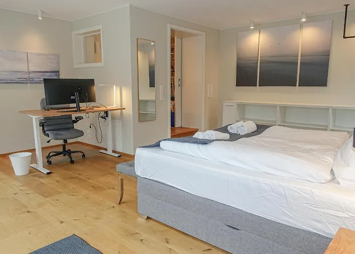 דירה Luxomes: Design - Near Airport